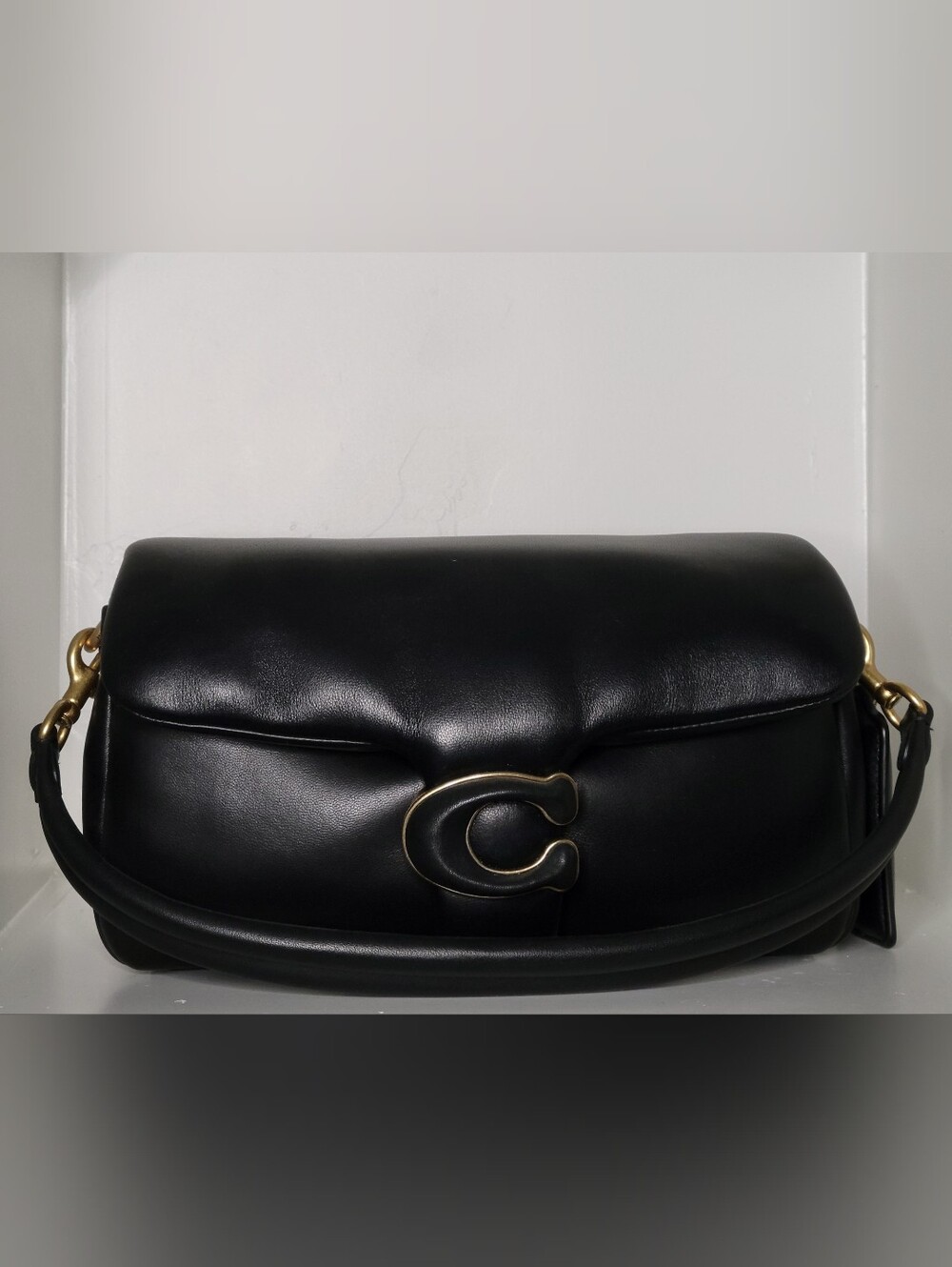 Coach Pillow Tabby 26 Black Glove Tanned Leather Shoulder Crossbody Bag